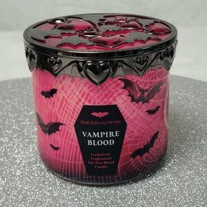 BBW 3 Wick Scented Candle Vampire Blood Hearts and Bats Glass Lid 2025 New OOS
